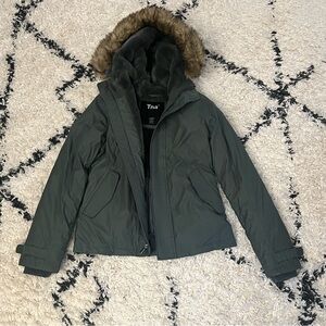 TNA Women's Summit Parka size Small